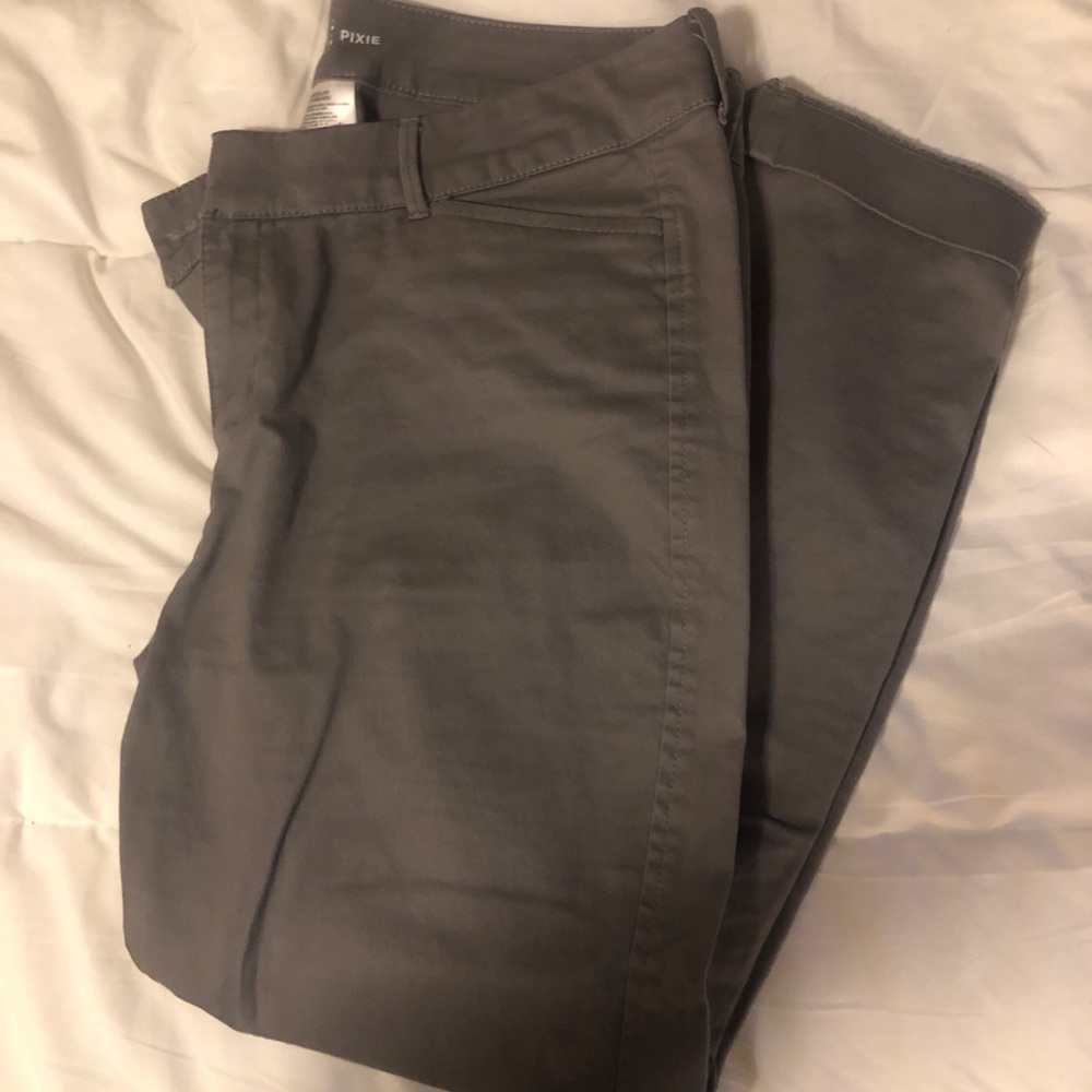 Old Navy “Pixie” Crop Dress Pants